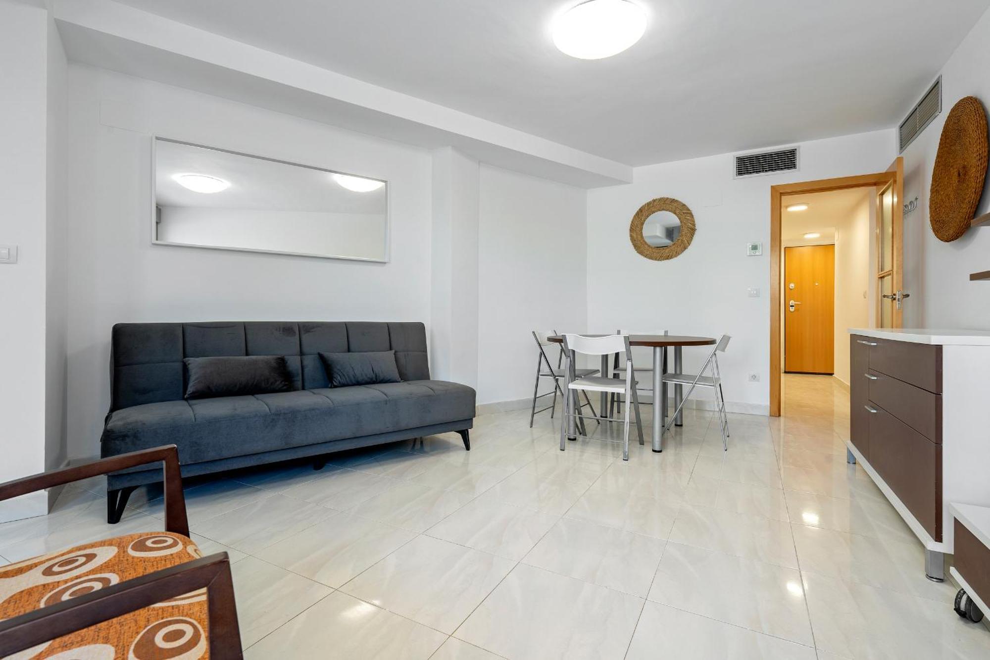 Hauzify I Apartament Mestral กัมบริลส์ ภายนอก รูปภาพ
